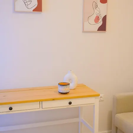New Modern 2Nd Floor Apartment Thessaloniki Exterior photo